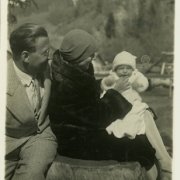 Gottfried Kumpf 1931 mit Eltern